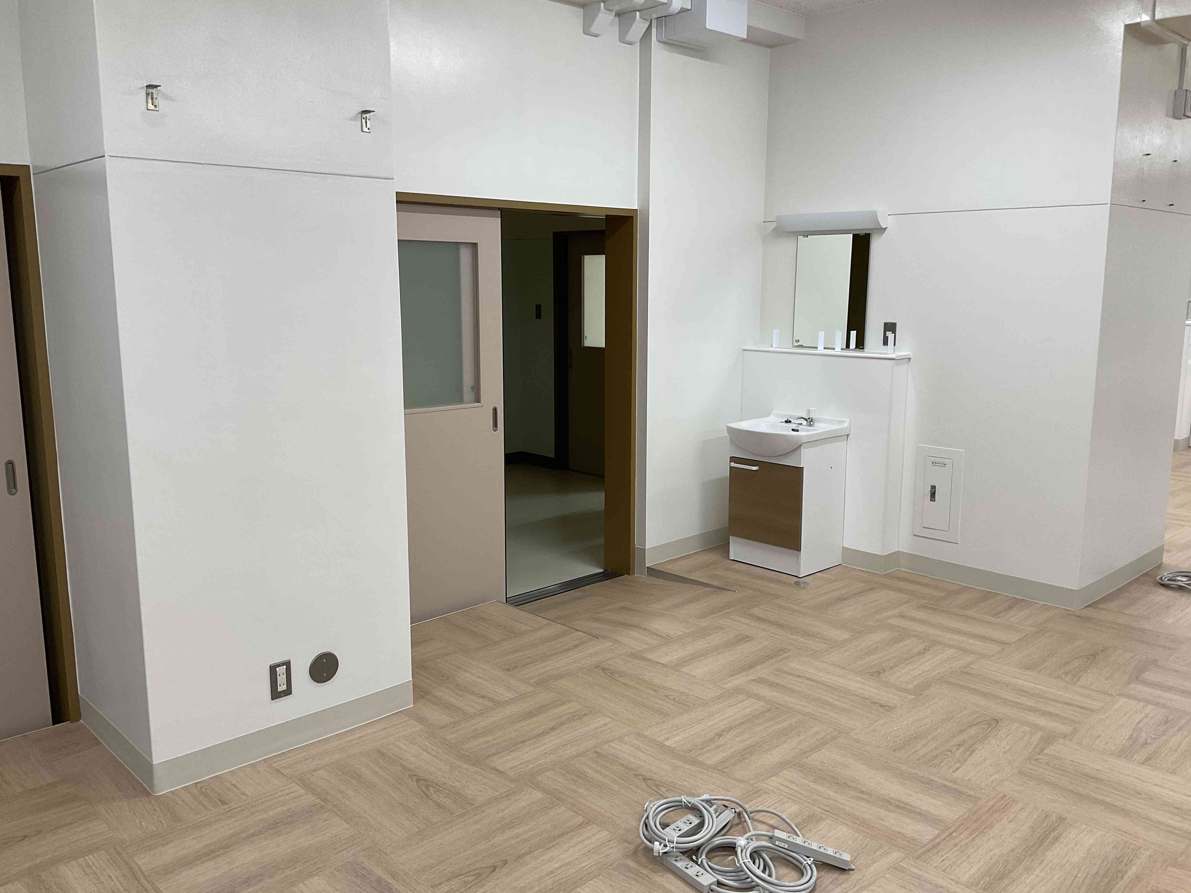 6DD7DAF8-7B87-4D9D-8CEB-C9E85F41537D