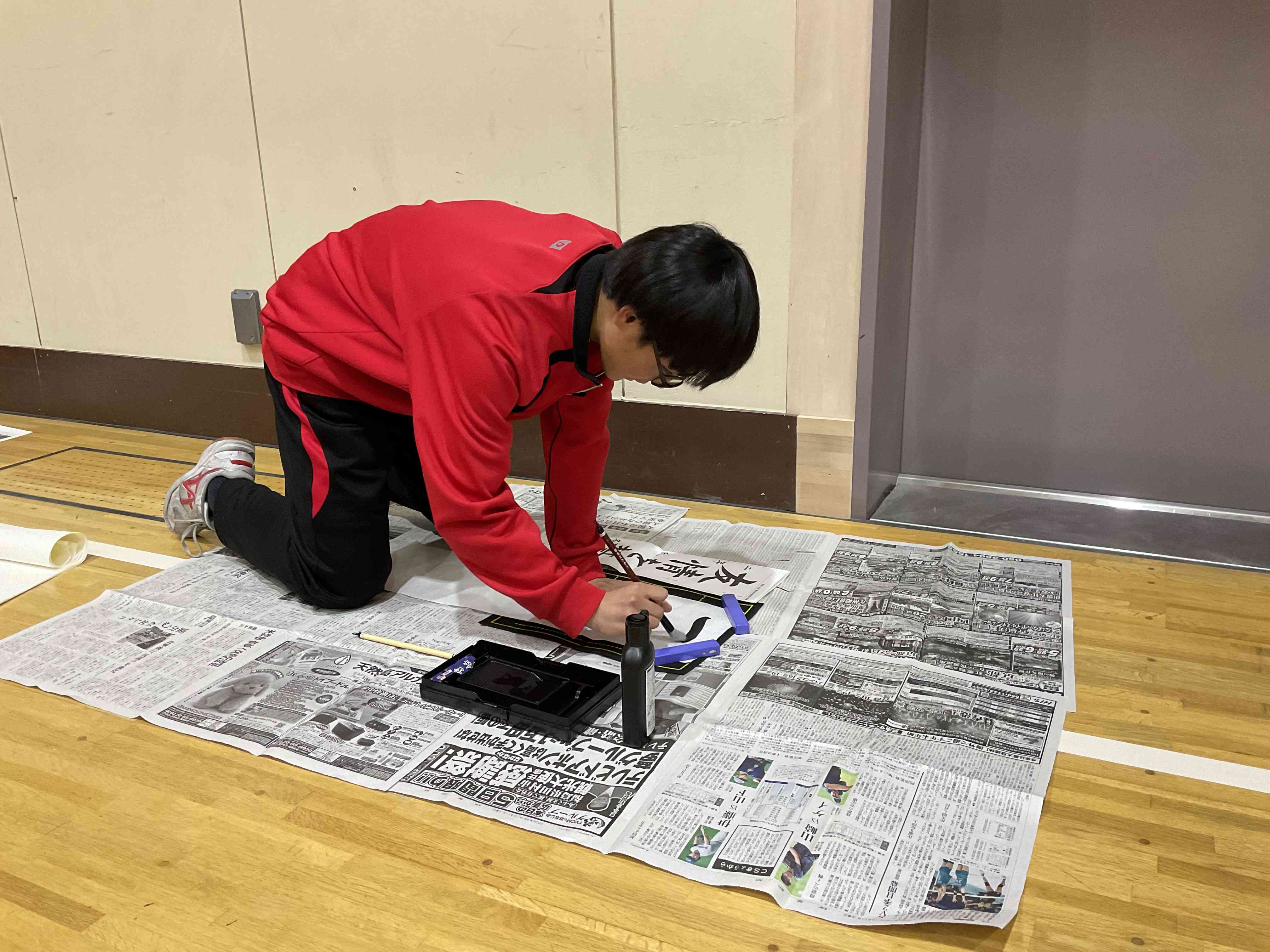 4E909D65-2C2C-4F47-8A41-7546F1195DD6