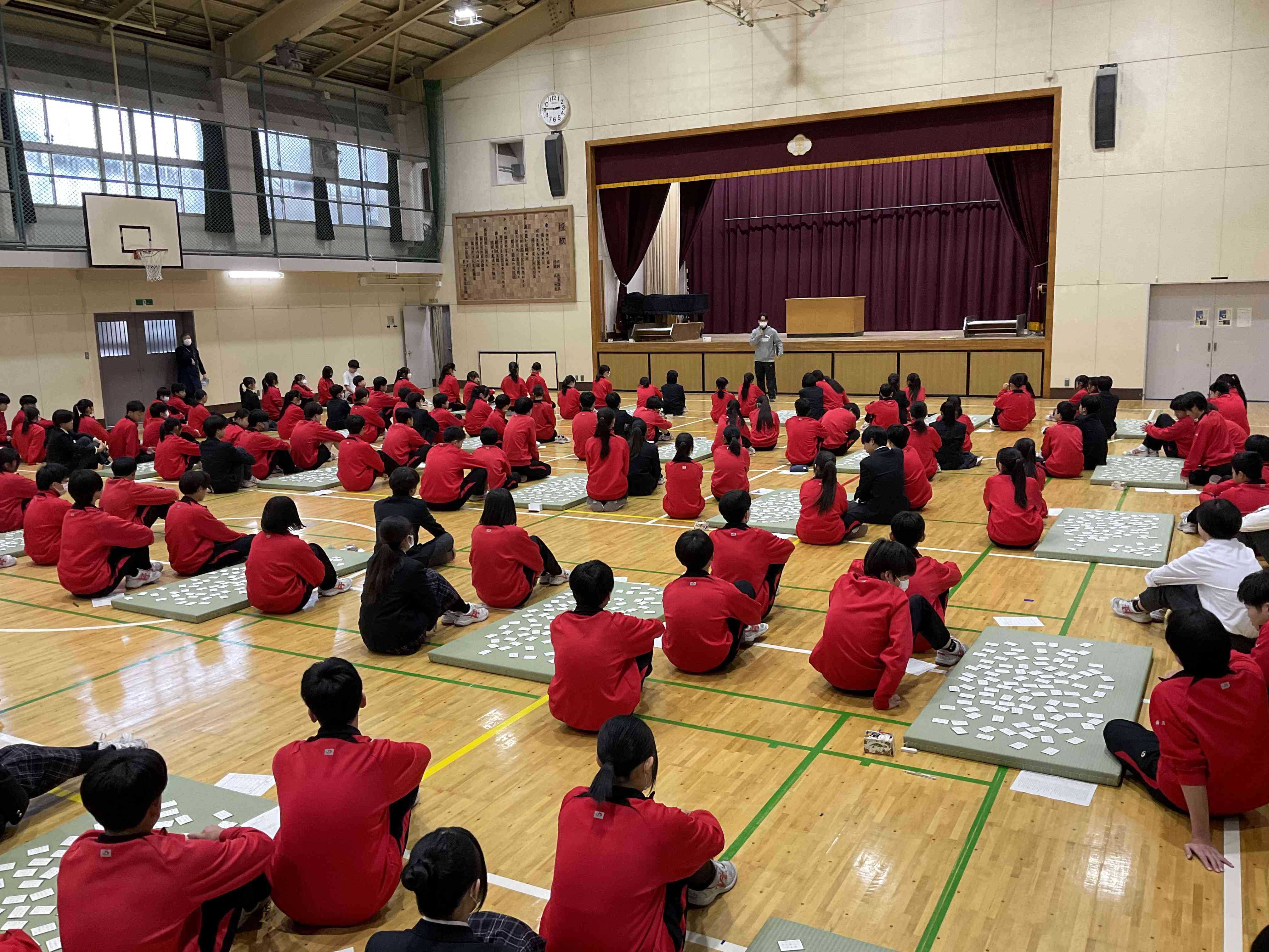 88B8757F-0C04-40AA-BAE6-DEF0F421643B