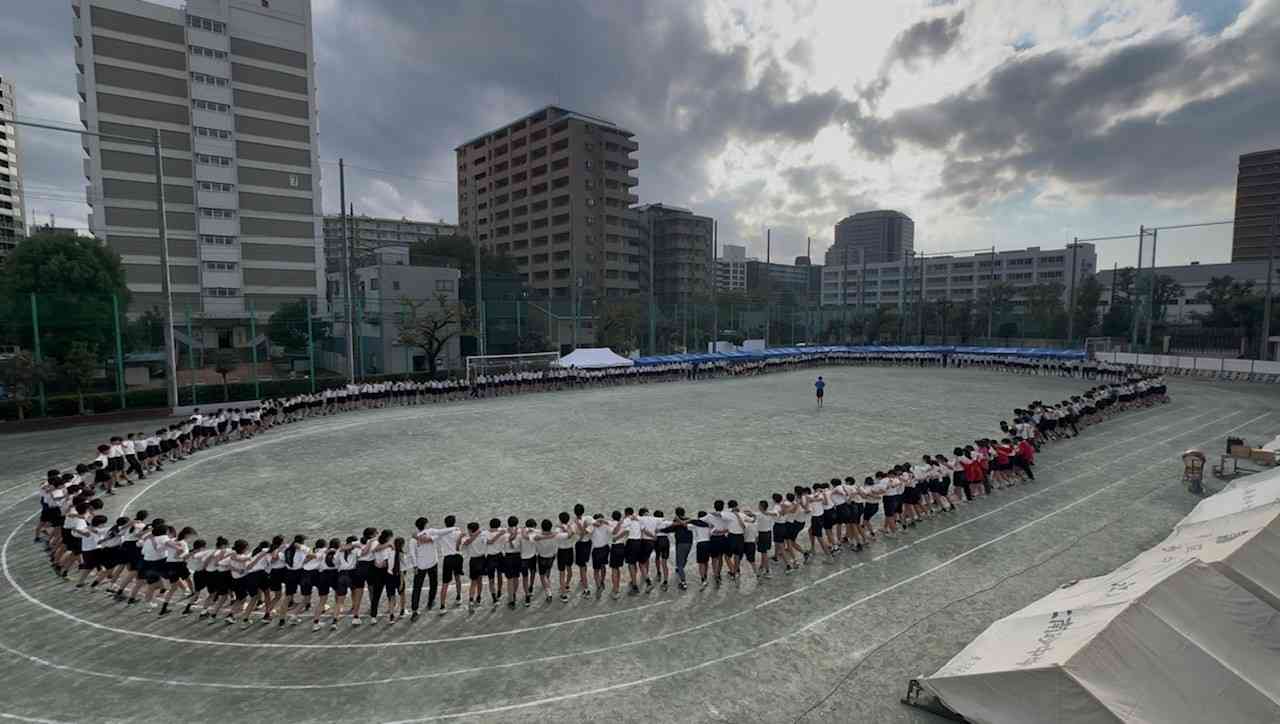 全校円陣２